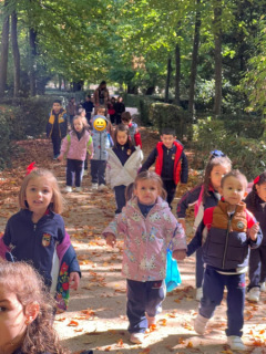 ef607fd6-455e-4322-bd40-a014e84cbb96