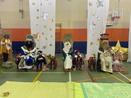 806f6743-0ea3-42e4-be79-c0f9855075a9