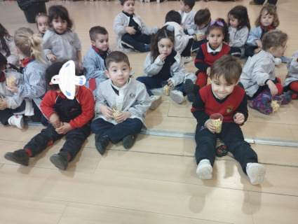 63dadea3-becd-44d9-bb0d-80baf04a66eb