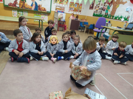 88a73d4d-6492-4918-b418-bda6ba4c8161