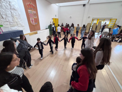 61e635c2-0c5e-4553-a269-9a42b3a15a1a