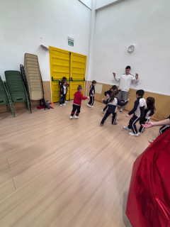 63d89e35-50cb-41fb-a43f-5da5ab41a97f