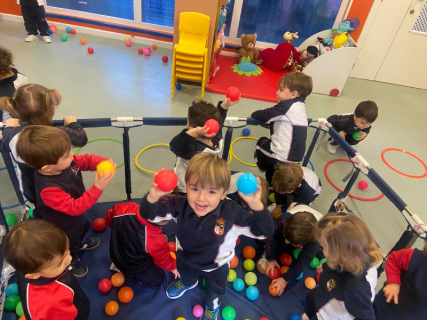 dfa51612-f95d-4b00-b9ff-9745f8c0d4d1