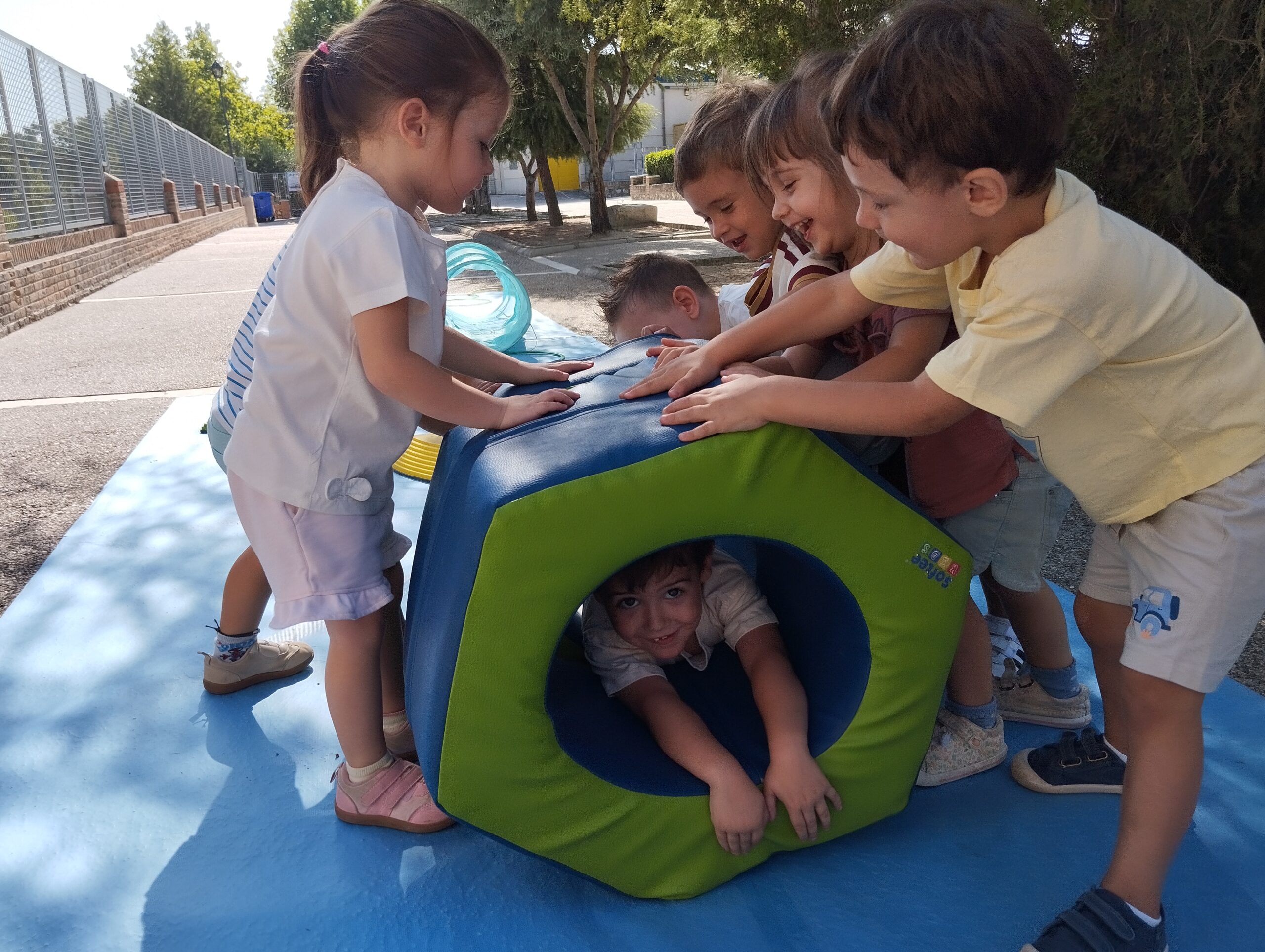 3ª semana en PequeCas «Un mar de colores»